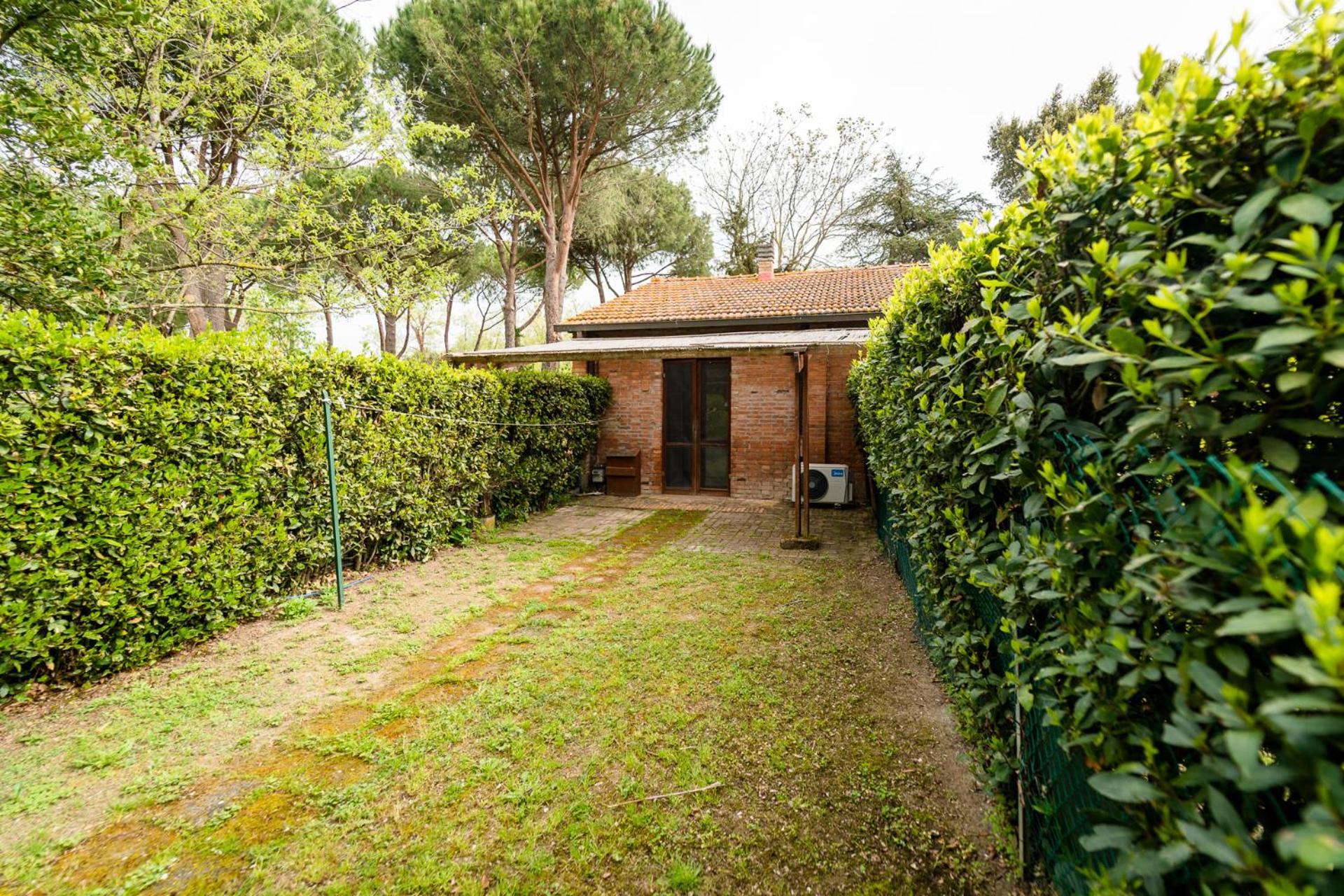 Agriturismo Bio Femminella Principina a Mare Luaran gambar